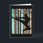 Carte Karate Anniversaire Hommes Enfants Garçons Rétro V<br><div class="desc">Ces vêtements à thème karaté pour hommes et garçons sont super cool. Caractérisés par une silhouette sportive d'un homme ou d'un garçon jouant au football dans un design graphique de style rétro bleu. Ils sont tendance, uniques, cool et mignons. Ces cadeaux sportifs pour hommes sont cool. Si vous aimez les...</div>