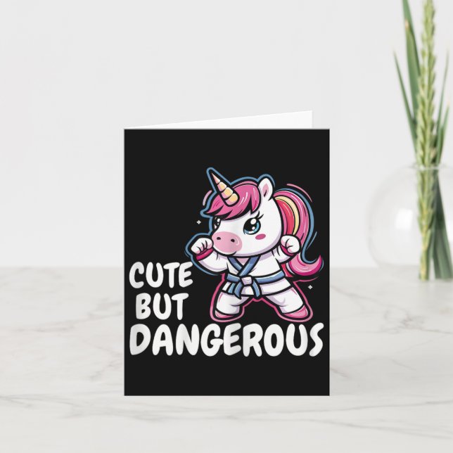 Carte Karate Unicorn Mignonne Mais Dangereux Funny Marti (Devant)