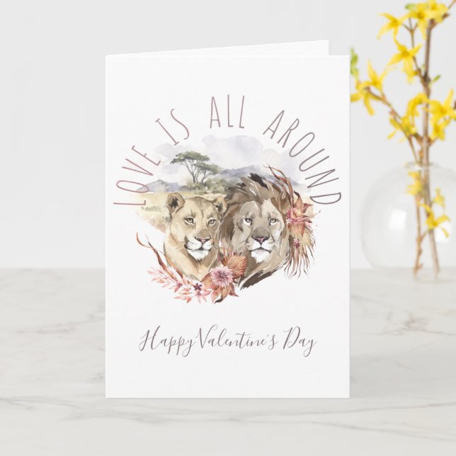 Carte La Saint-Valentin de l'amour de lion de la savane  (Fleur jaune)