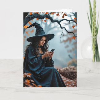 Carte La sorcière d'Halloween sur sa chambre et textos