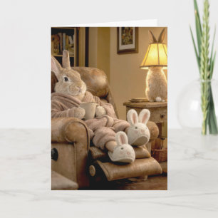 Carte Lapin de la Fête des Pères se détendant dans un fa