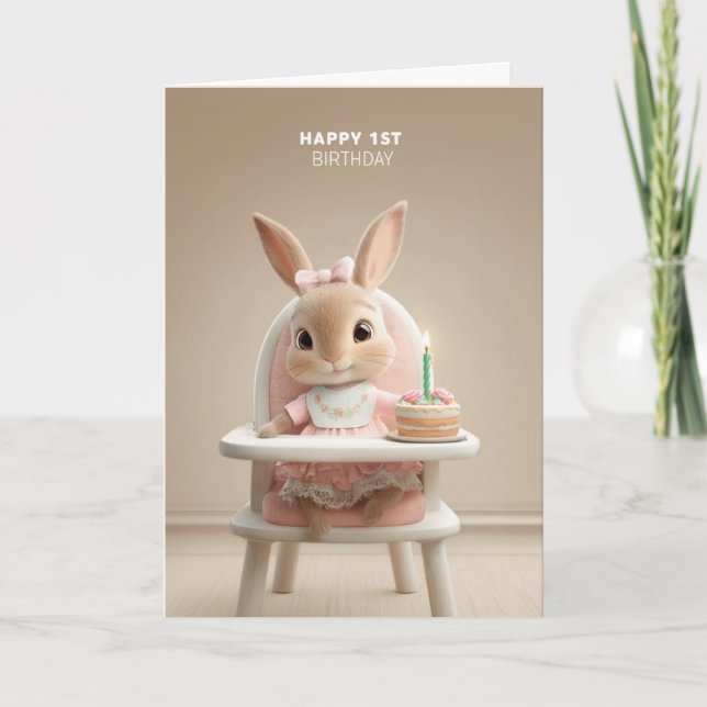 Carte Lapin doux dans une chaise haute avec gâteau de pr (Devant)