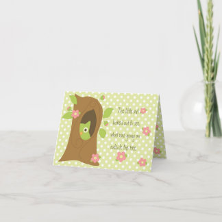 Carte Le hibou jette un regard sur l'arbre