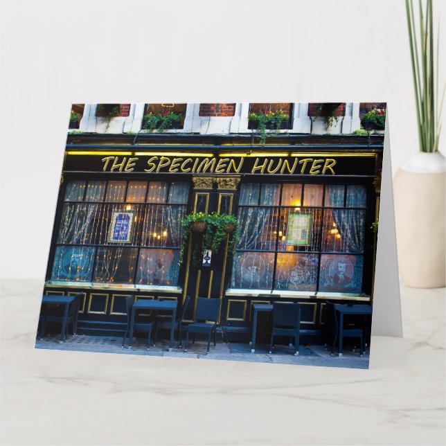 Carte Le pub du chasseur de spécimens (Devant)