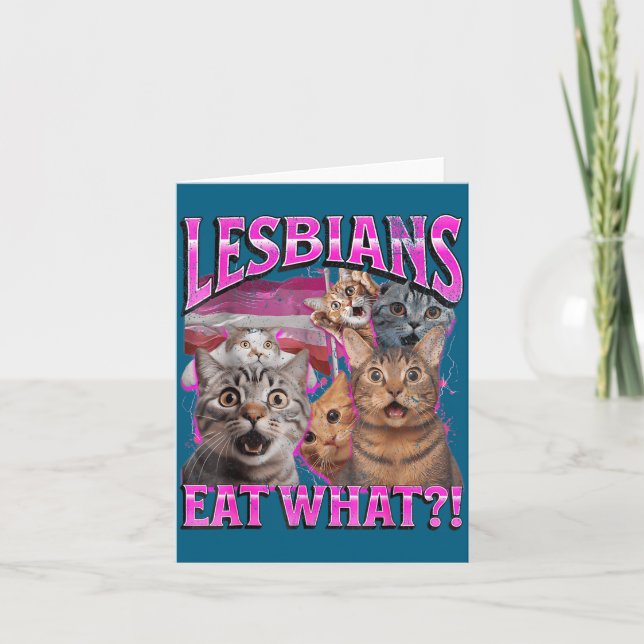 Carte Lesbians Eat What_! Funny Cat Gay Pride Lgbtq Pun  (Devant)
