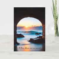 Lever de soleil de l'océan en sympathie avec arc d