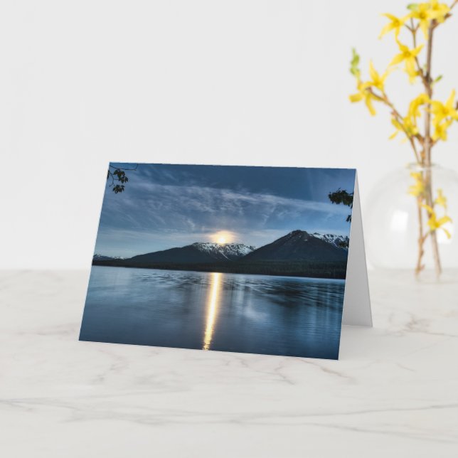 Carte Lune au-dessus du lac (Fleur jaune)