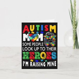Carte Maman autiste élevant un héros Groovy Bun désordon