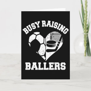 Carte Maman occupe à élever des Ballers Football Hockey