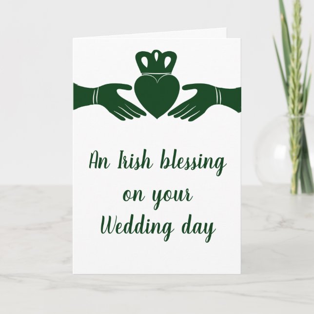Carte Mariage personnalisé de Claddagh Heart en Irlande (Devant)