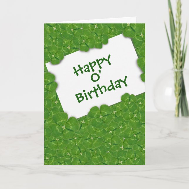 Carte Message d'anniversaire irlandais dans des trèfles (Devant)