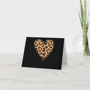 Carte Motif léopard de la Saint-Valentin avec un cœur mi