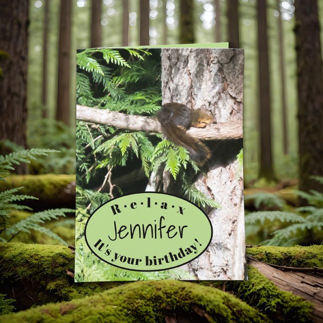 Carte Nappes d'écureuil animal dans l'arbre Anniversaire (Funny squirrel napping in tree, personalized birthday card, relax for your birthday, coworker humor.)