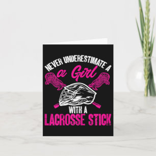 Carte Ne Sous-Estimez Jamais Une Fille Avec Stick Pla De