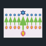 Carte Noël Hanoukka Chrismukkah<br><div class="desc">La carte postale peut être vue comme des arbres de Noël ou Menorah. Tourne-le à l'envers.</div>