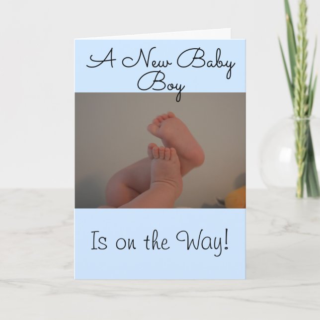 Carte Nouveau bébé garçon sur le chemin bébé pieds photo (Devant)