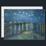 Carte Nuit étoilée sur le Rhône (par van Gogh)<br><div class="desc">Ce dessin présente une peinture de l'artiste post-impressionniste néerlandais Vincent van Gogh (1853-1890), largement reconnu comme l'une des figures les plus influentes de l'histoire de l'art occidental. Il s'agit d'un tableau paysager, montrant la ville française d'Arles la nuit depuis la rive du Rhône. La scène choisie par van Gogh pour...</div>