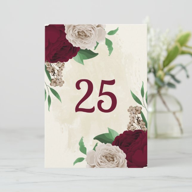 Carte numéro de la table de fleurs de champagne de (Debout devant)