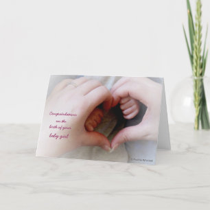 Carte © P Wherrell Bébé fille mère bébé mains coeur