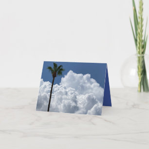 Carte Palmier Solitaire dans les Nuages