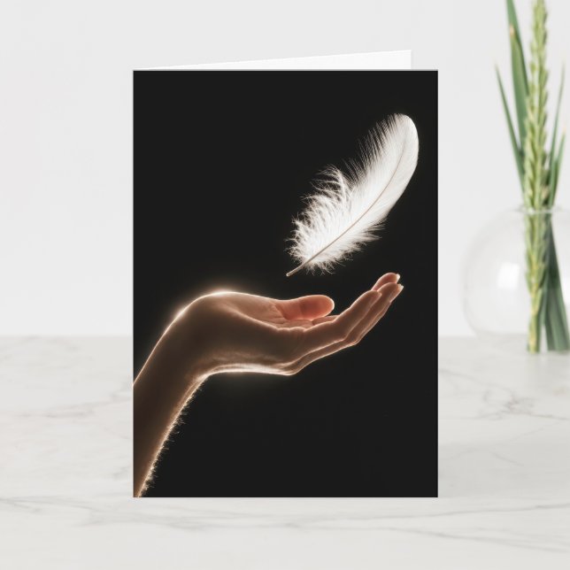 Carte Pensée pour toi Main lâchant une plume blanche (Devant)