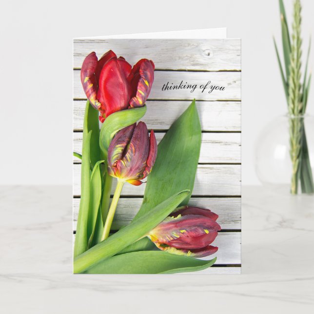 Carte penser à des tulipes rouges sur bois (Devant)