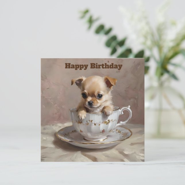 Carte Petit Délice : chiot Chihuahua dans une tasse à th (Debout devant)