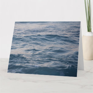 Carte Photo de gros plan de rides d'eau de mer