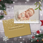 Carte photo Faire-part de naissance Meilleur cadea<br><div class="desc">Une élégante carte de faire-part de naissance de vacances en feuille d'or avec votre photo préférée,  le nom du bébé,  les statistiques de naissance,  et votre message de vacances ensemble dans la typographie moderne classique. Conçu par Thisisnotme©</div>