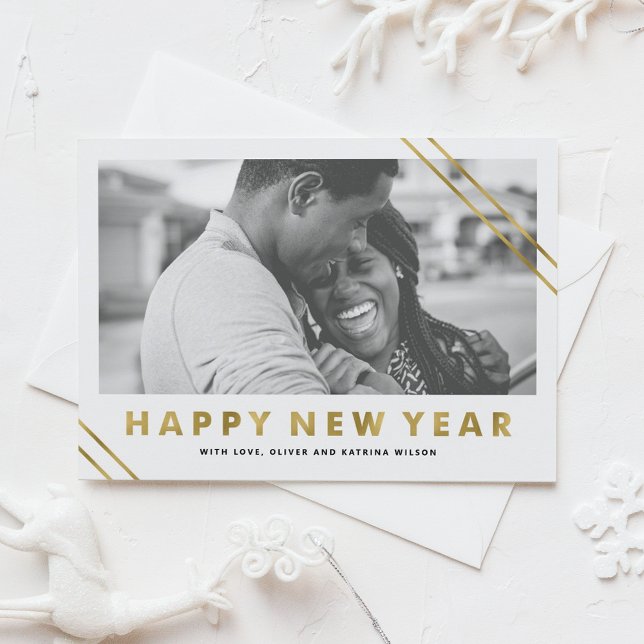 Carte photo moderne de bonne année de feuille d'or (Modern Faux Gold Foil Happy New Year Photo Holiday Card)