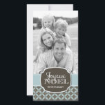 Carte photo moderne et personnalisable<br><div class="desc">Carte de Noël moderne créée par Colorful Designs Inc. Copyright 2012. Tout le texte peut être modifié. Besoin d'un design personnalisé ?</div>