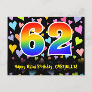 Carte Postale 62e anniversaire : motif de cœurs amusants, arc-en