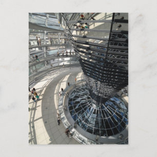Carte Postale A l'intérieur de la coupole de verre du bâtiment d