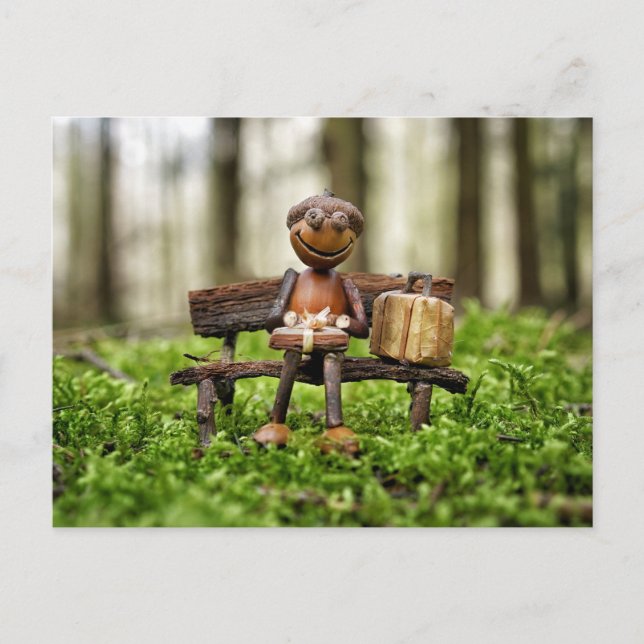 Carte Postale Acorn elf resting in the forest - birthday card  (Devant)
