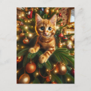 Carte Postale Adorable chaton au gingembre dans un arbre de Noël