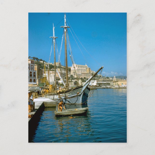 Carte Postale Amalfi, front de mer avec bateau de pêche (Devant)