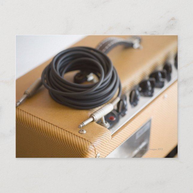 Carte Postale Ampli et câble (Devant)