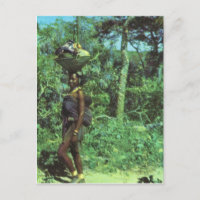 Angola, femme revenant du marché