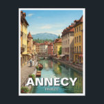 Carte Postale Annecy France<br><div class="desc">Annecy, souvent appelée la "Venise des Alpes", est une ville pittoresque du sud-est de la France connue pour son lac cristallin, ses canaux de charme et son paysage montagneux spectaculaire. Nichée à l'extrémité nord du lac d'Annecy, l'un des lacs les plus propres d'Europe, la ville offre un mélange parfait de...</div>
