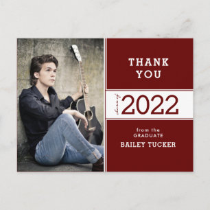 Carte Postale Année de classe Burgundy Rouge Merci de la graduat