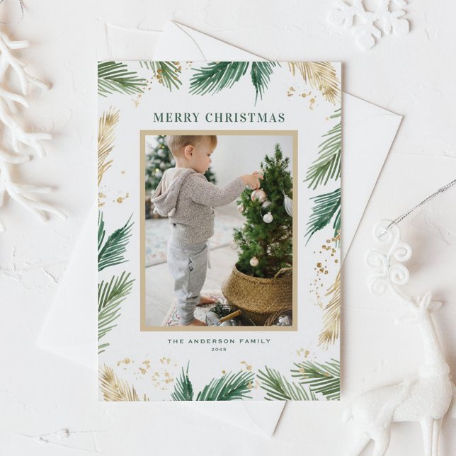 Carte Postale Aquarelle et feuilles de pin métallisées Photo de  (Green Watercolor and Faux Gold Foil Pine Needles Photo Christmas Postcard)