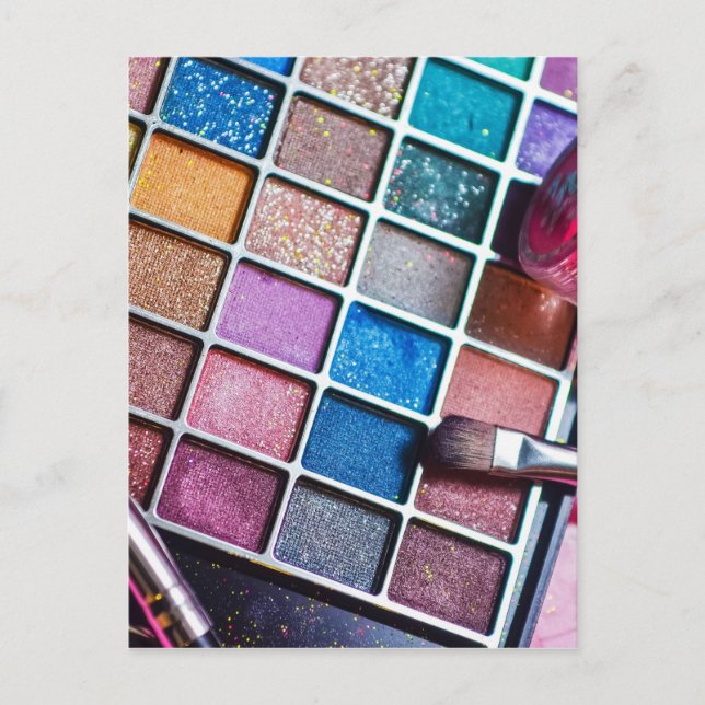 Carte Postale Artiste de maquillage couleur féminine (Devant)