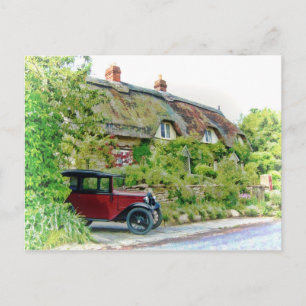 Carte Postale Austin 7 à l'extérieur d'un chalet de chaume