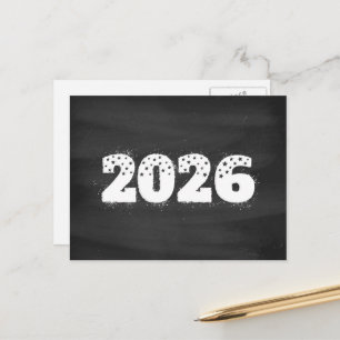 Carte postale avec texte de 2026 sur tableau noir.