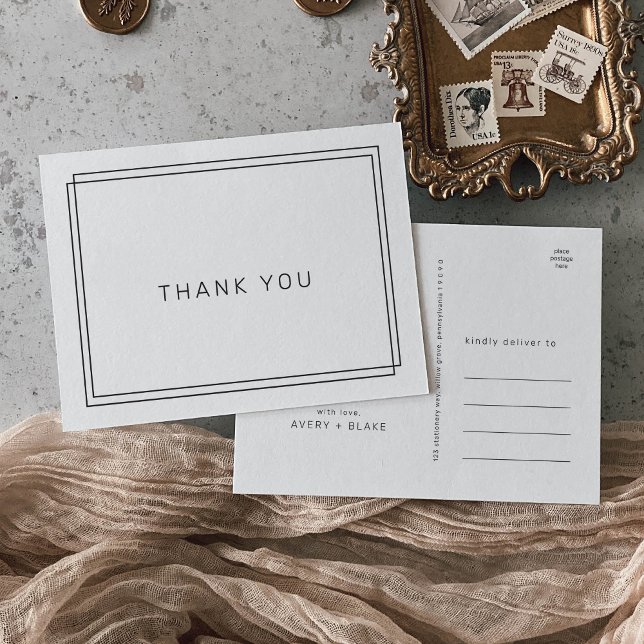 Carte Postale AVERT noir et blanc Merci Mariage moderne (AVERY Black and White Modern Wedding Thank You Postcard)