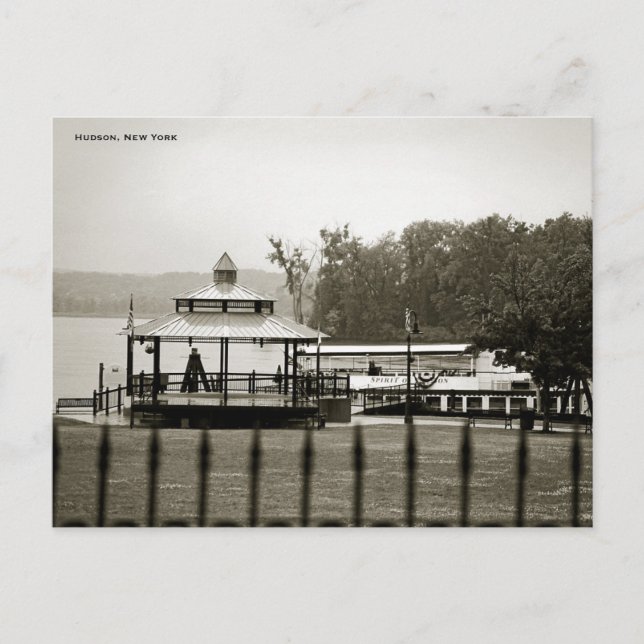 Carte postale B&W Waterfront Park, Hudson, New Yor (Devant)