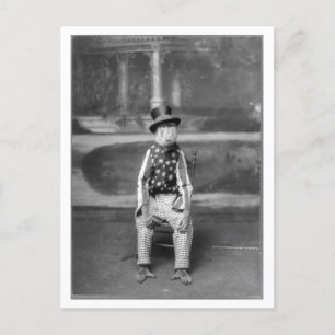 Carte Postale Baboon habillé en vêtements Vintages