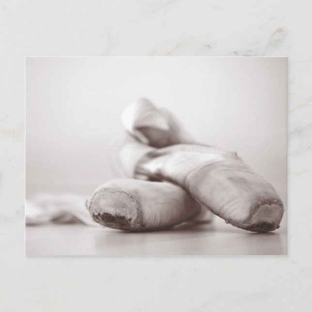 Carte Postale Ballet Pointe Chaussures sur le sol de danse Modèl (Devant)