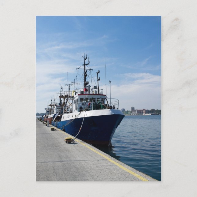 Carte Postale Bateau de pêche à l'amarrage (Devant)