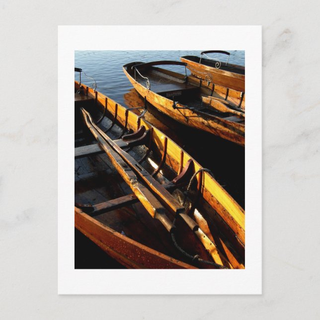 Carte Postale Bateaux à rames sur Derwentwater (Devant)